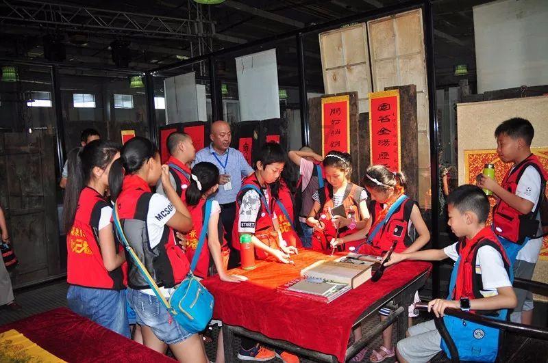 黄欣恬这个名字可以打多少分？